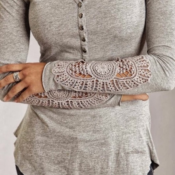 Tops - Long sleeve t with crochet arms